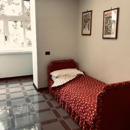 Ashur Apartment Palermo